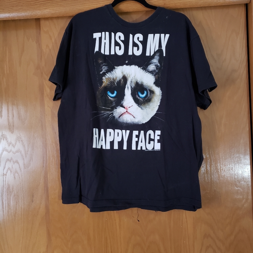 Grumpy Cat Happy Face t-shirt XL